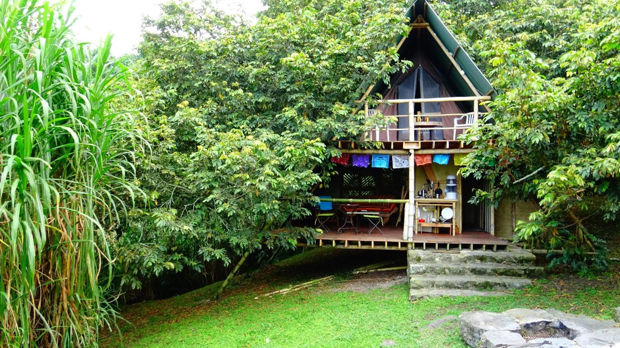 Holiday home Glamping El Arbol En La Casa